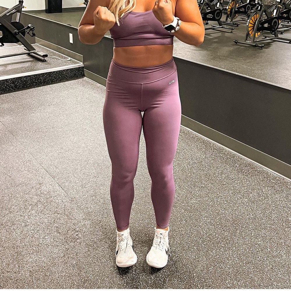 AYBL Set Sports Bra and Leggings